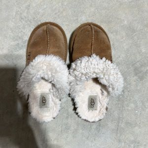 Ugg slippers